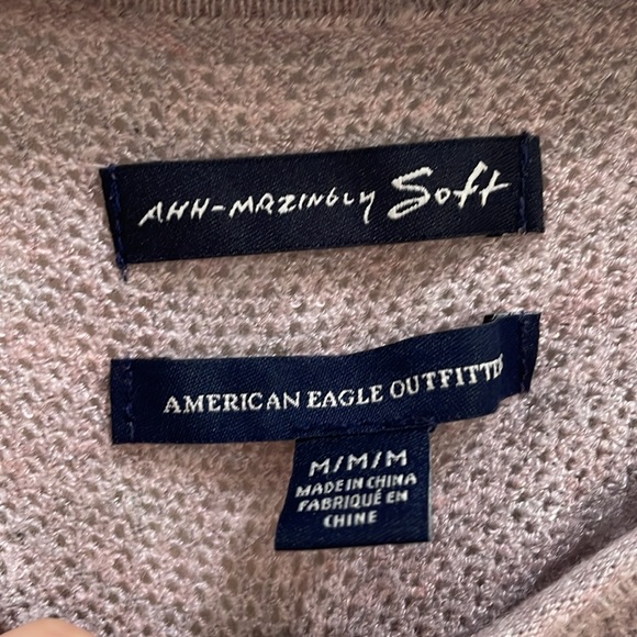 American eagle outfitters ahh-mazing soft long sleeve shirt in medium - Picture 8 of 10